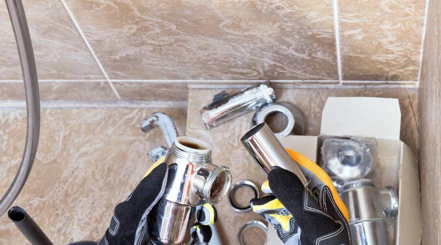 Professional gutter cleaning in Alma, WV